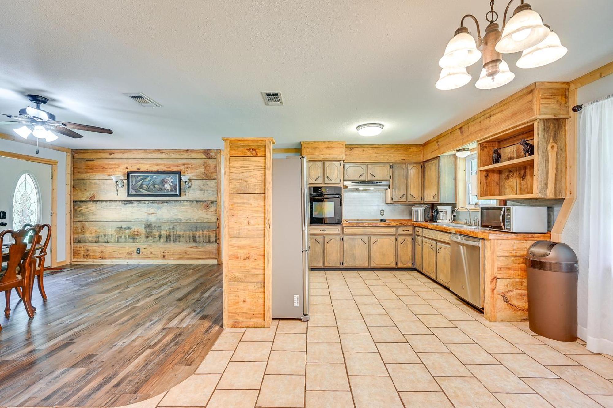 Vila Quiet Abode With Gas Grill About 5 Miles To Broken Bow! Exteriér fotografie